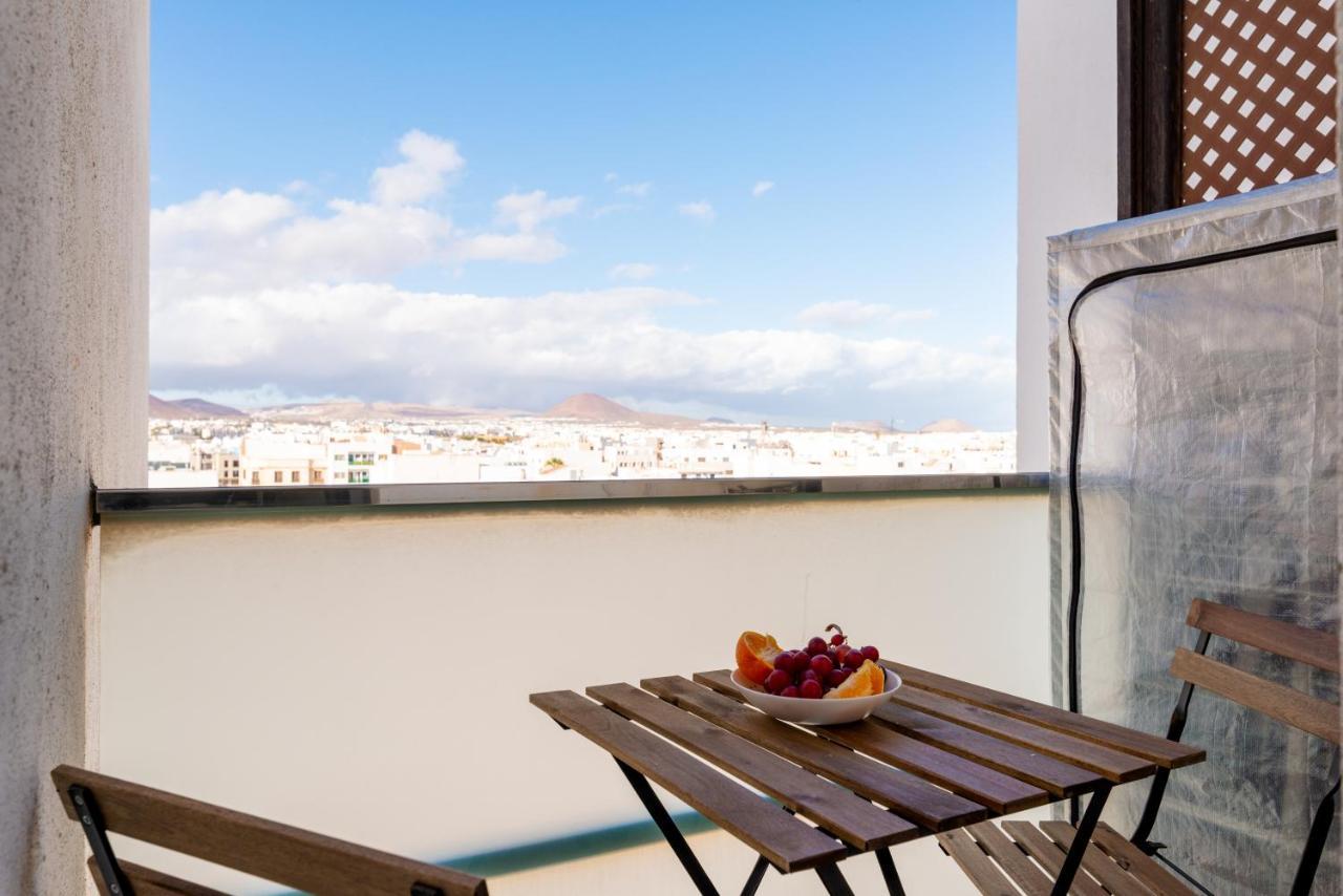 Fee4Me: First Line Luxury Apartment Arrecife  Eksteriør billede
